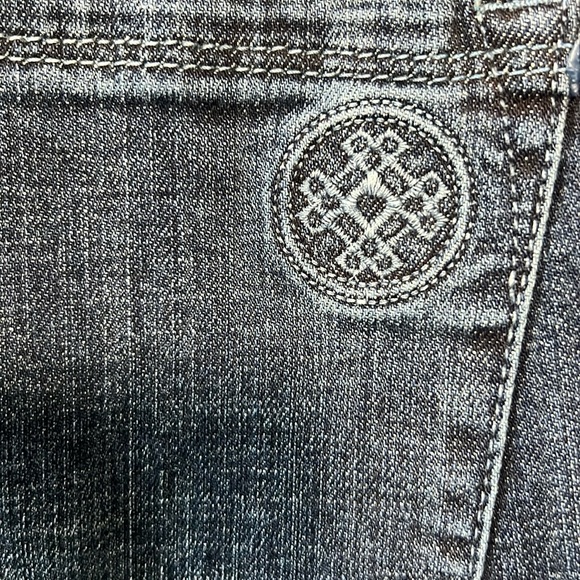Laurie Felt Classic Denim Crop Bootcut Jeans w/Raw Hem Size 14P in dark vintage! - Picture 5 of 9